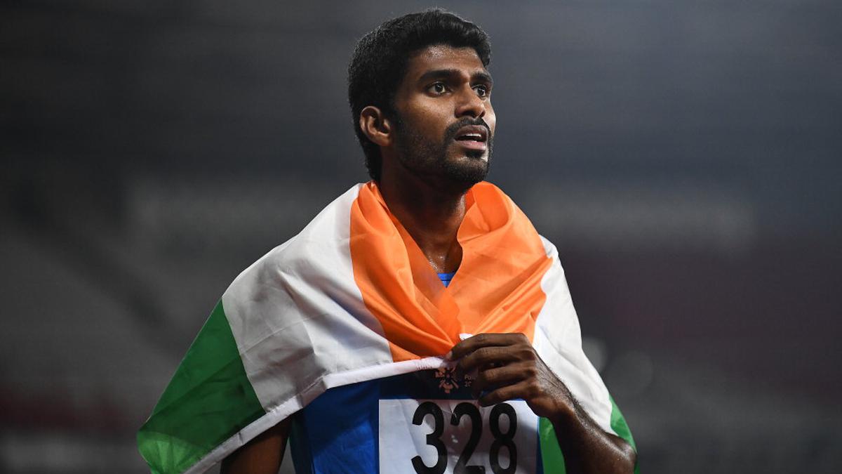 Jinson Johnson breaks national record, qualifies for IAAF World ...