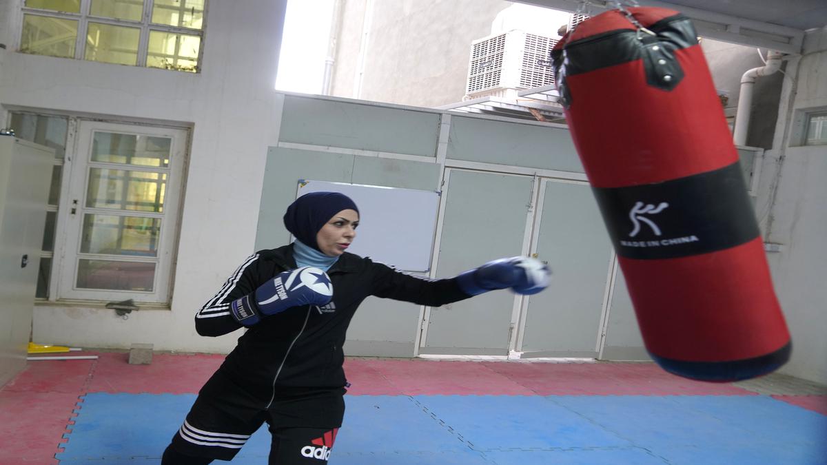 , Iraqi women boxers aim sucker punch at gender taboos, The World Live Breaking News Coverage &amp; Updates IN ENGLISH