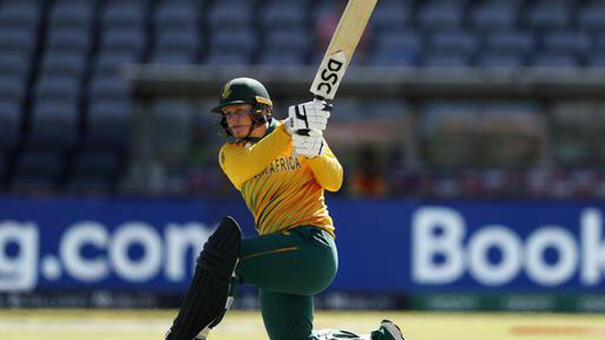 South Africa S Lizelle Lee Puts Wedding On Hold Due To Covid 19 Sportstar