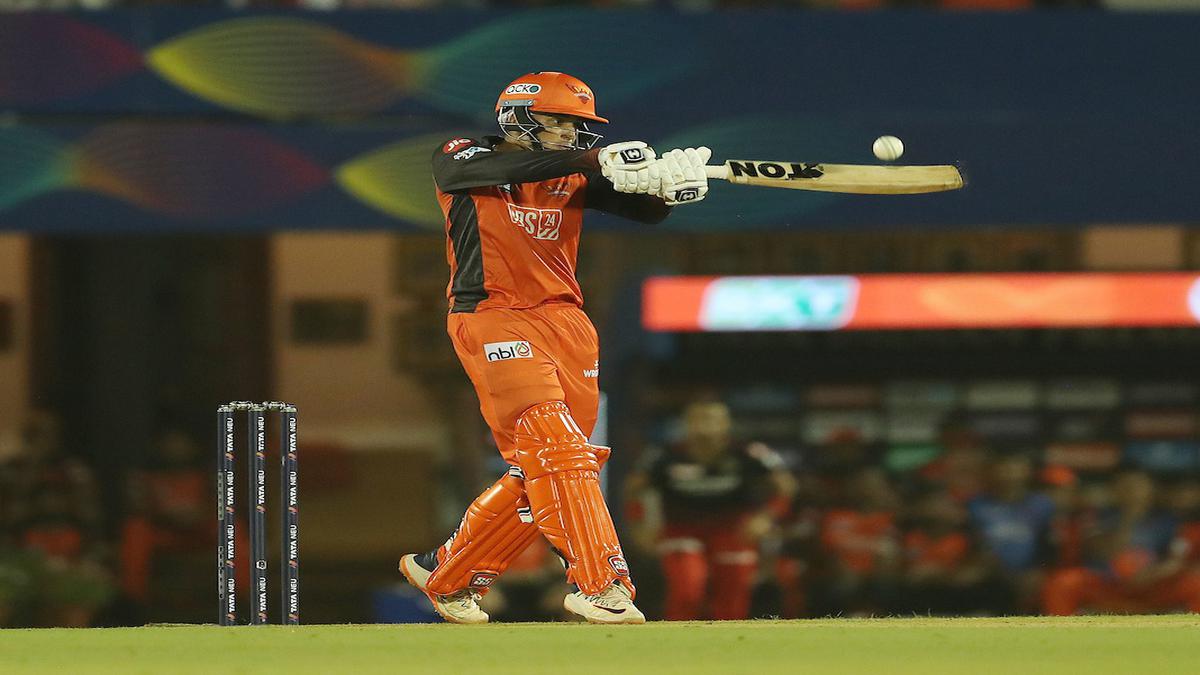 #SportsNews: GT vs SRH LIVE Score, IPL 2022: Shami removes Williamson, Tripathi as Sunrisers Hyderabad loses two inside five overs