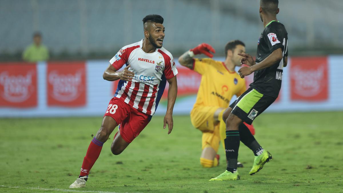 Isl 2018 19 Atk Beats Delhi Dynamos 2 1 Seals Direct