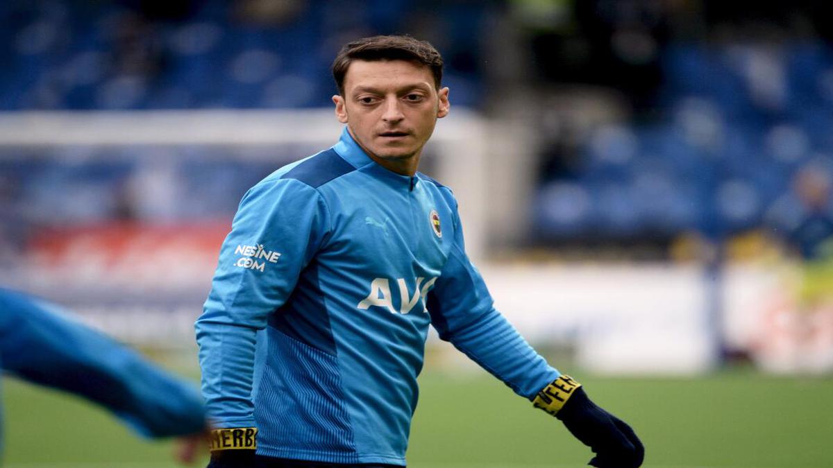 Sports News: Ozil aims to address lack of South Asians in football