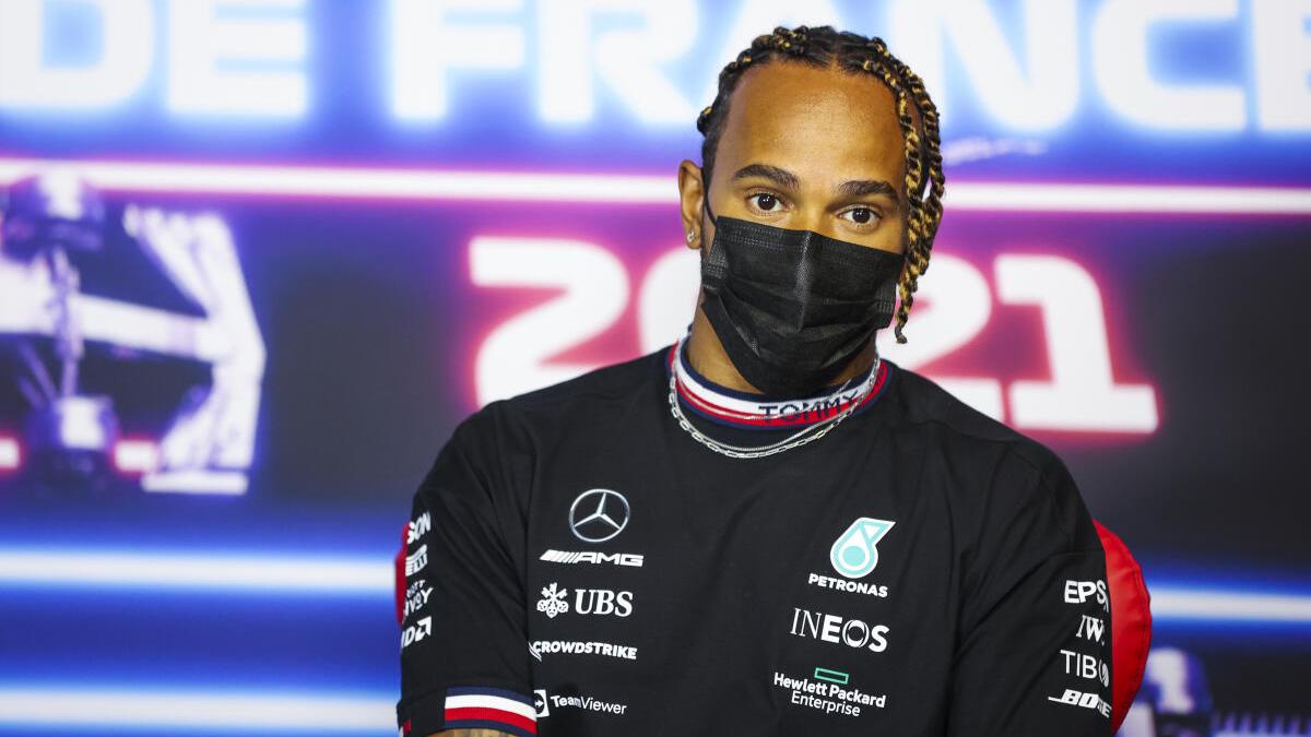 Mercedes modifies Hamilton’s ‘magic’ button after Baku blow
