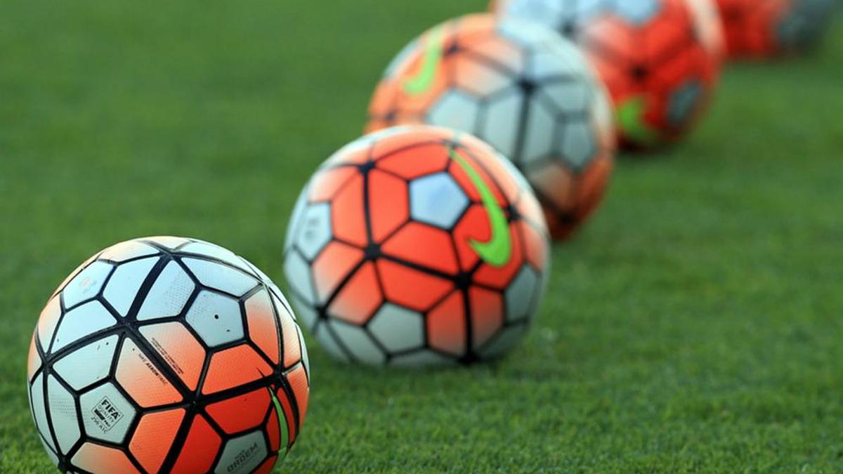#SportsNews: Premier League reports third successive weekly fall in COVID-19 cases