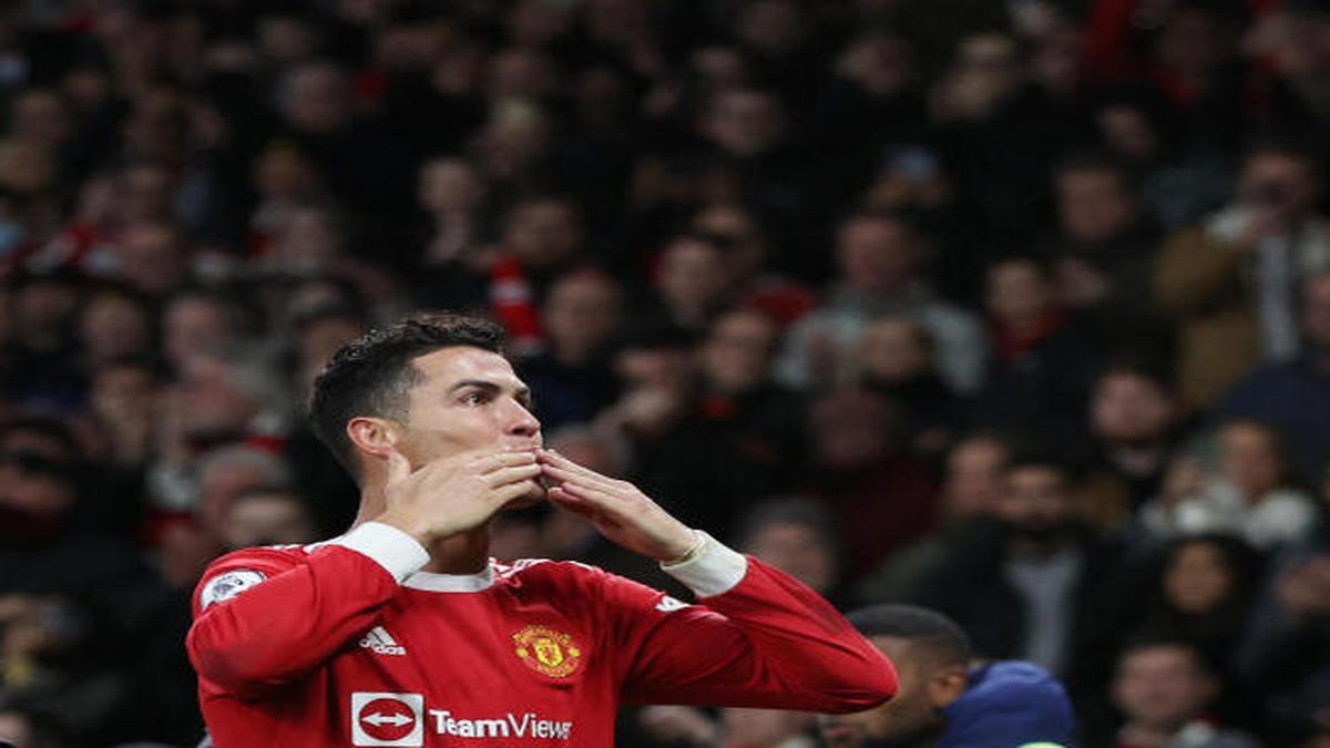 #SportsNews: Cristiano Ronaldo hits hat-trick as Man United beats Tottenham 3-2