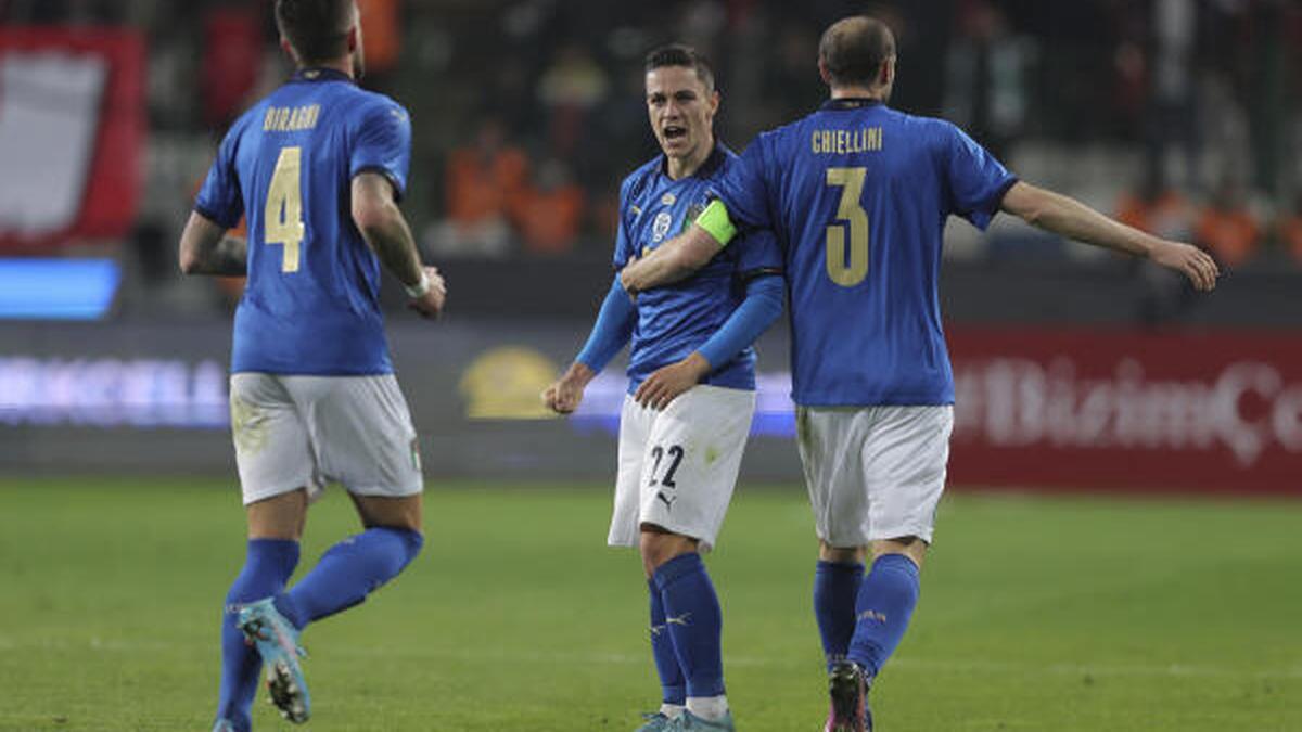Италия победи Турция в квалификацията за Световното първенство  Хърватия победи България