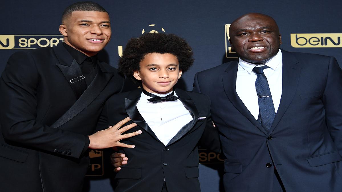 Kylian Mbappe's younger brother, Ethan joins PSG on three ...
