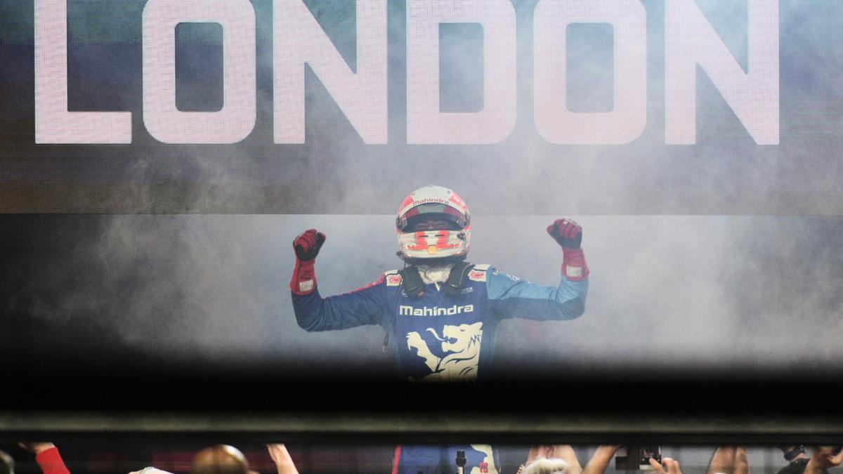 Mahindra Racing wins London E-Prix, registers fifth Formula E win