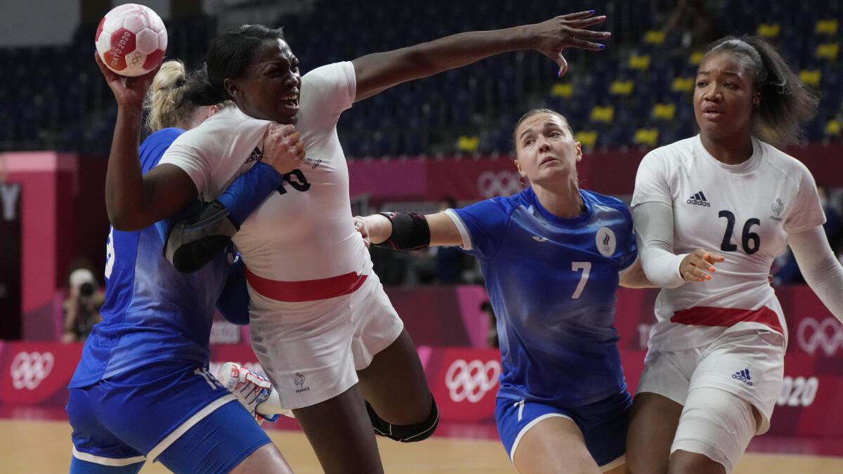 Tokyo Olympics: France wins first women's handball gold ...