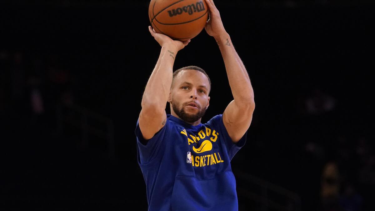 Warriors’ Stephen Curry breaks the NBA career 3-point record