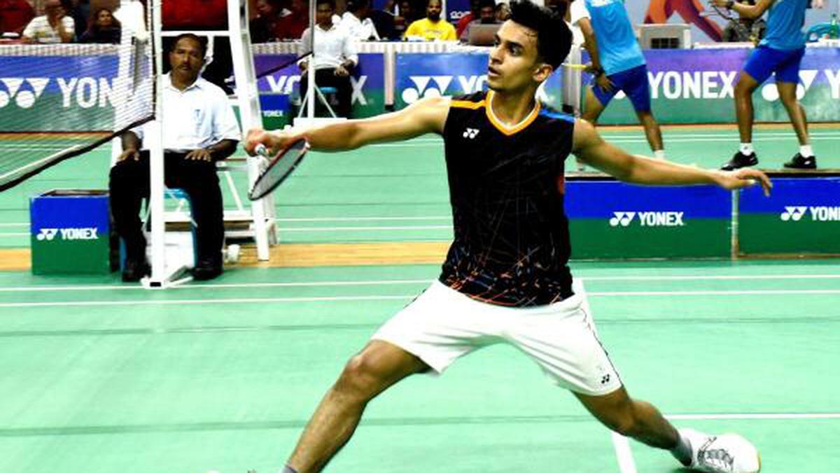 Kiran and Aakarshi win national ranking badminton titles