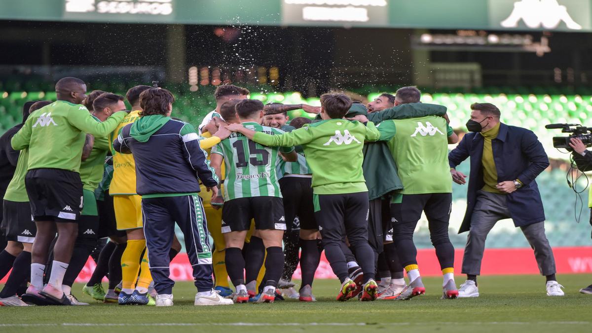 Betis knocks out rivals Sevilla after suspended game resumes in 39th minute without fans