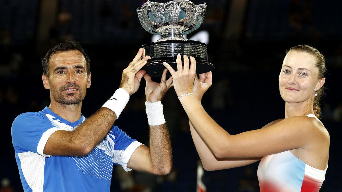 #SportsNews: Mladenovic and Dodig cruise to Australian Open mixed doubles title