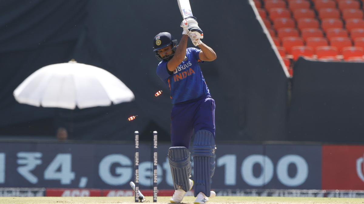 #SportsNews: India vs West Indies live score, 3rd ODI: Rohit, Kohli fall in one over; Iyer joins Dhawan