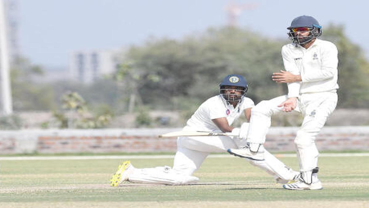 #SportsNews: Ranji Trophy 2022 LIVE Score, Round 3, Day 4: Mumbai needs two wickets for innings win; Tamil Nadu stares at defeat
