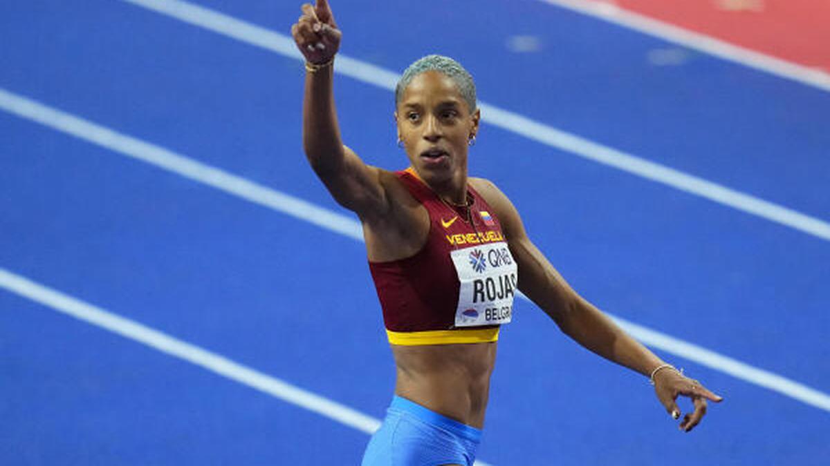 #SportsNews: Venezuela’s Rojas sets triple jump world record