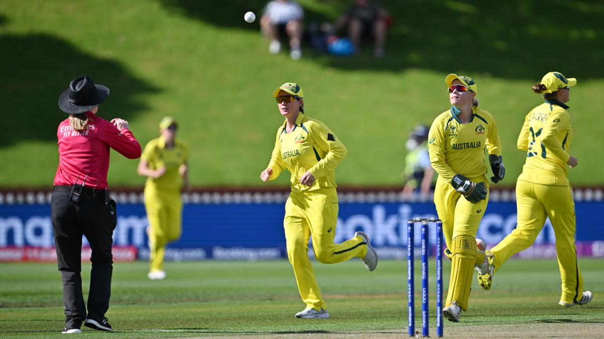 #SportsNews: AUS vs SA Women’s World Cup 2022 Live: Laura Wolvaardt off to fine start, Australia choose to bowl