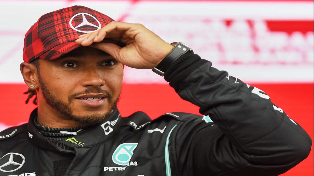 Hamilton dispels ‘myth’ over Mercedes chassis swap