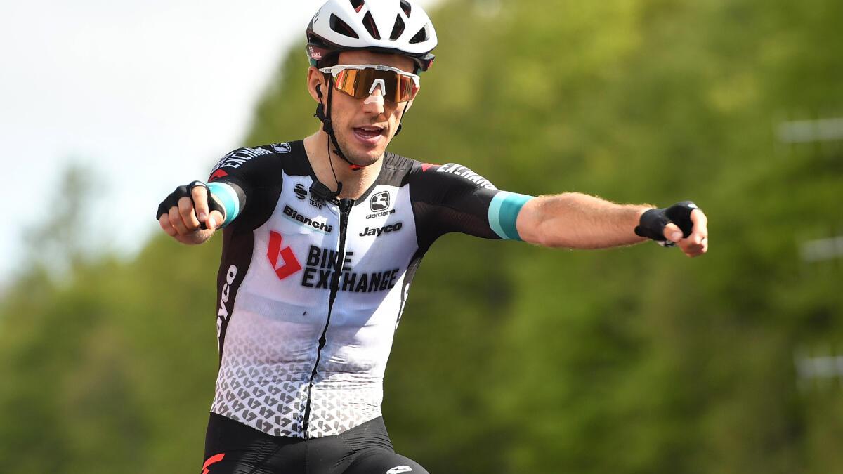 Giro d'Italia: Simon Yates wins 19th stage - Sport News