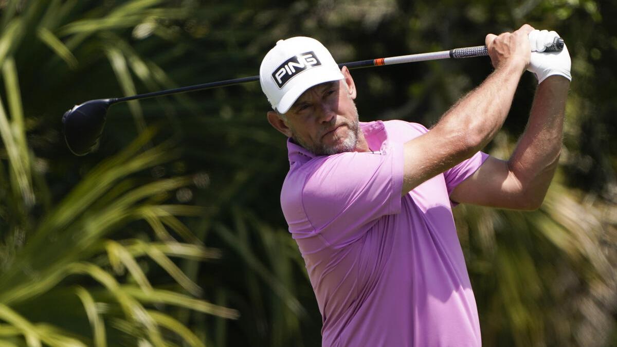 Newlywed Westwood back at Torrey Pines after 2008 near-miss