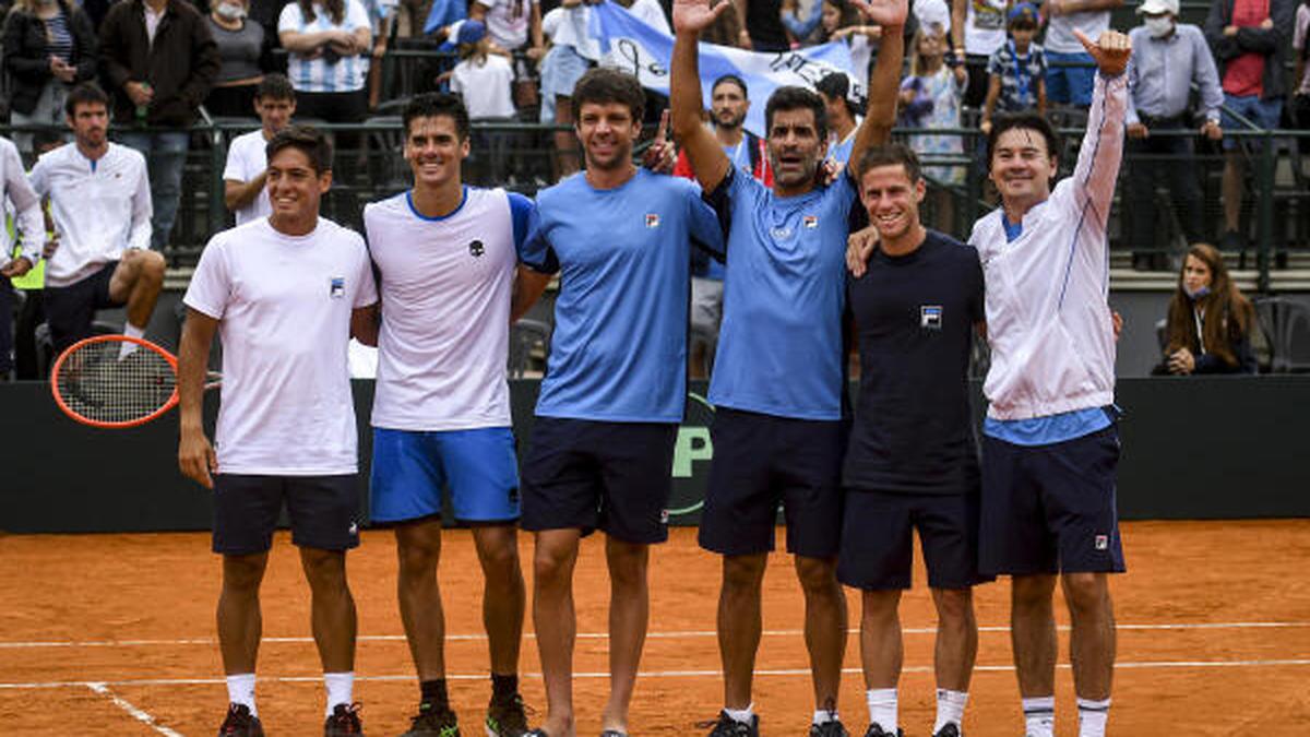 Francúzsko, Španielsko, Spojené štáty americké a Argentína sa kvalifikovali do finále Davisovho pohára
