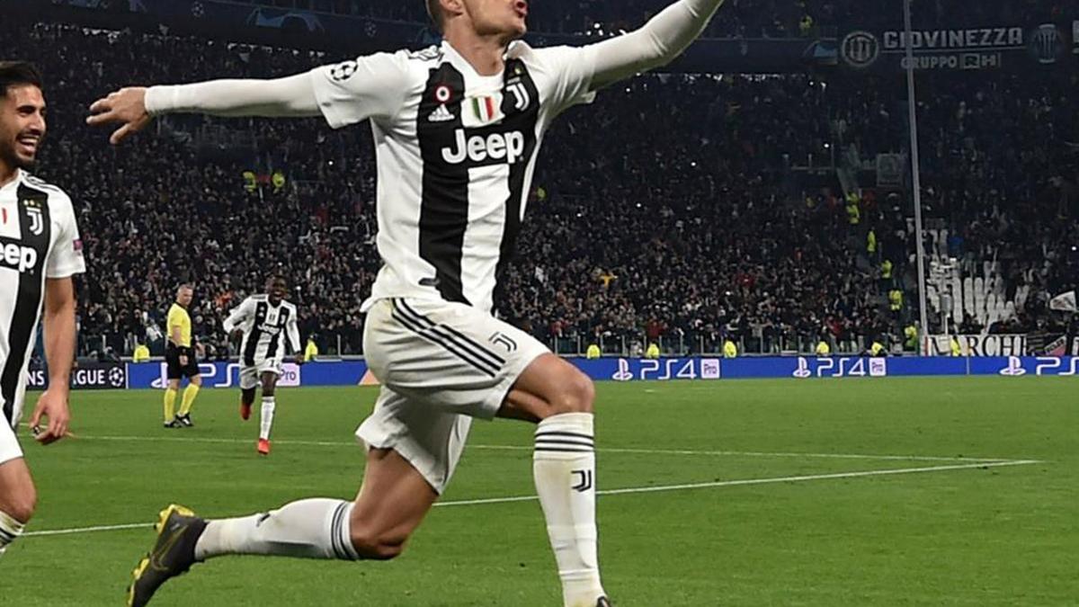 Simeone Responds To Ronaldo Gesture In Juventus Win Sportstar