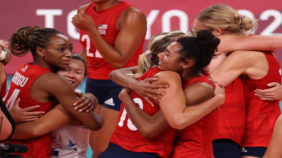 Tokyo Olympics: US women win first gold in volleyball